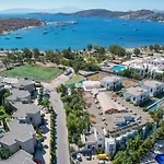 Smart Bodrum 4*